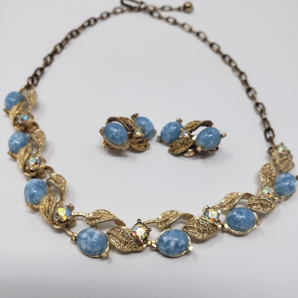 VINTAGE Chappelle Designer Original Blue Cabochon